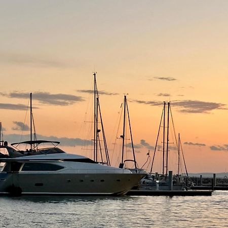Motoryacht 21 Avec Equipage Hotel Barcelona Eksteriør billede