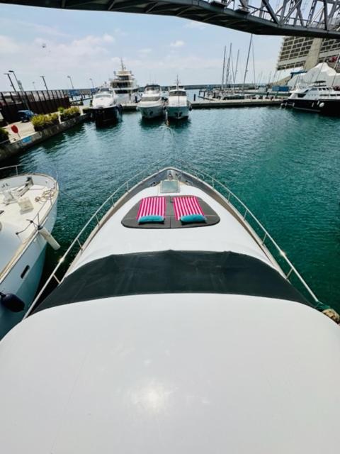Motoryacht 21 Avec Equipage Hotel Barcelona Eksteriør billede