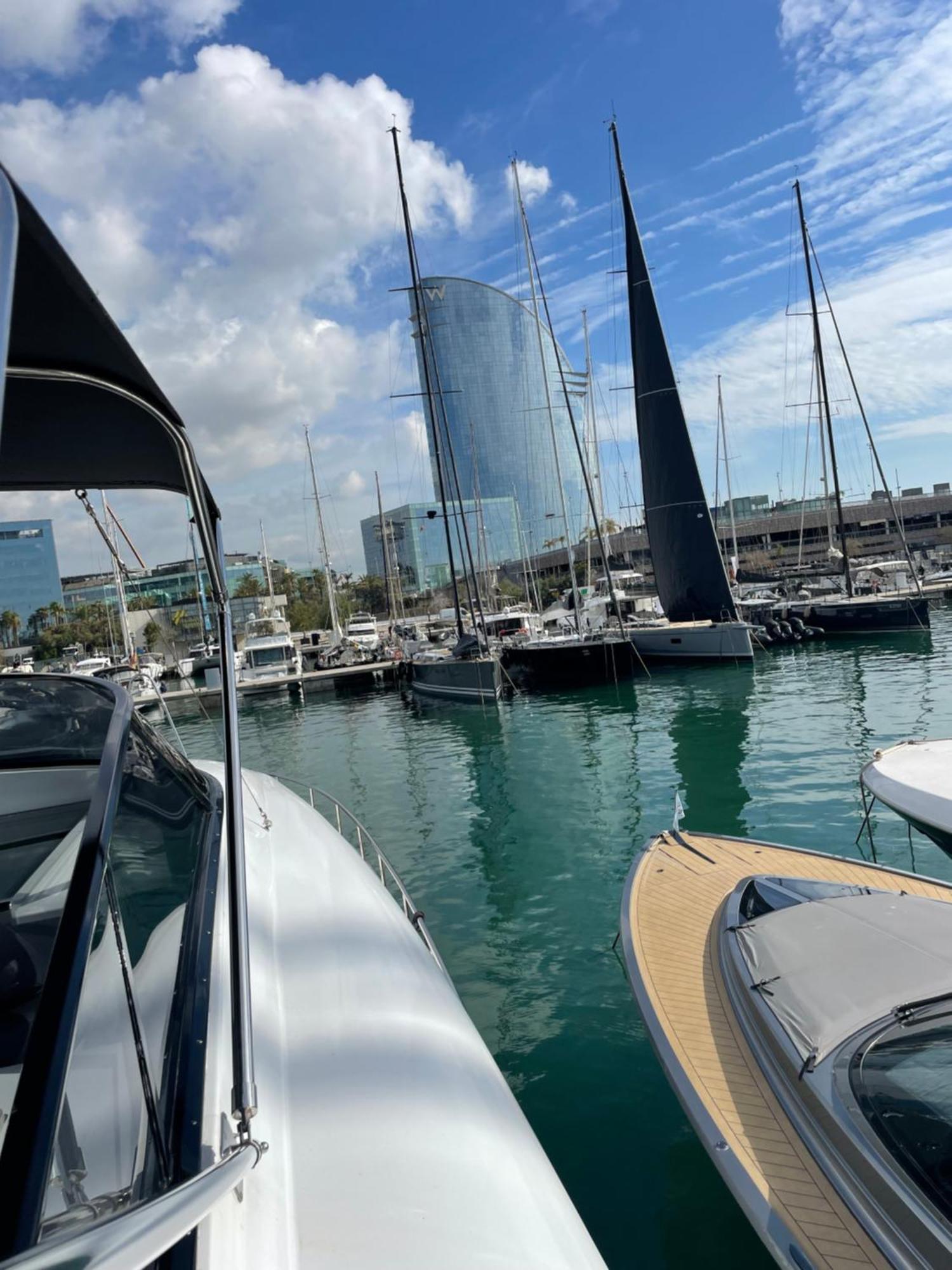 Motoryacht 21 Avec Equipage Hotel Barcelona Eksteriør billede